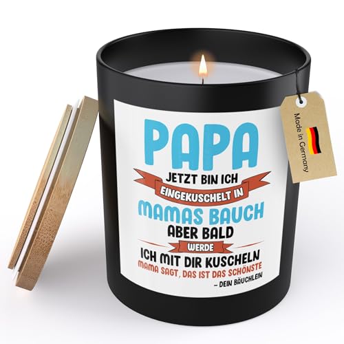 22Feels Spruchkerze Du Wirst Papa Schwangerschaft Geschenk Männer Werdender Vater "Jetzt Bin Ich Eingekuschelt" Sojawachs Kerze im Glas Dad To Be Handgemacht Duft Deko Nachhaltig - ZITRUS 22Feels Spruchkerze Du Wirst Papa Schwangerschaft Geschenk Männer Werdender Vater "Jetzt Bin Ich Eingekuschelt" Sojawachs Kerze im Glas Dad To Be Handgemacht Duft Deko Nachhaltig - ZITRUS von 22Feels