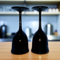 Ein Set Mit 2 Vintage Long Stem Black Amethyst Weingläsern - 4 "Schüsseln Und 6" Stängeln Ein Set Mit 2 Vintage Long Stem Black Amethyst Weingläsern - 4 "Schüsseln Und 6" Stängeln von 2BEB