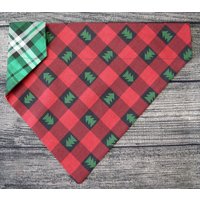 Weihnachten Hund Bandana-Over The Collar - Weihnachtsbaum Rot Kariert - Kariert Winter von 2PawfectFriends