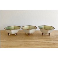 Zierliche Vintage Handbemalte Kleine Schale Oder Salzdose Aus Japan von 345glenhaven