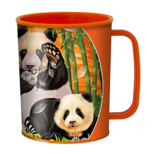 3D LiveLife Trinkbecher - Panda Klub von DeluxeBase. 3D Linsenförmige Panda Plastikbecher. 300ml Becher für Kinder mit Original Kunstwerk, lizenziert von bekannt Künstler, Michael Searle von 3D LiveLife