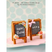 stehende Kreidetafel-Ausstechform | Keks-, Fondant - Und Tonausstecher Keksausstecher Importstück stehende Kreidetafel-Ausstechform | Keks-, Fondant - Und Tonausstecher Keksausstecher Importstück von 3DCookieCutterShop