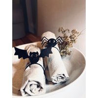4Er Set Serviettenring Halloween Aus Bio-Kunststoff | Fledermaus Und Spinnne Serviettenhalter Tischdeko Gedeck Minimalistisch 4Er Set Serviettenring Halloween Aus Bio-Kunststoff | Fledermaus Und Spinnne Serviettenhalter Tischdeko Gedeck Minimalistisch von 3DDDruckwerkstatt