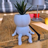 Harry Plant "Sittin On" Lustiger Blumentopf Zeigt Sitzenden Blumentopf... Ideal Fürs Regal - Made in Germany Harry Plant "Sittin On" Lustiger Blumentopf Zeigt Sitzenden Blumentopf... Ideal Fürs Regal - Made in Germany von 3DPiratDE