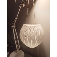 3D Gedruckter Orchideentopf Bio-Basiertes Material, Hängender Netzkorb Design # 4 Breiter Korb, Mehrere Farben, Originaldesign 3D Gedruckter Orchideentopf Bio-Basiertes Material, Hängender Netzkorb Design # 4 Breiter Korb, Mehrere Farben, Originaldesign von 3DPrintedFarm