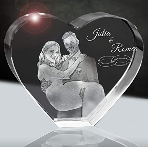 Brautpaar im Kristallherz | Geschenk zur Hochzeit | 3D im 80mm Herz von 3Dglas