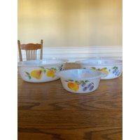 Fire King Gay Fad Obst Muster Kochgeschirr | 3-Teilig von 3LadysAntiques