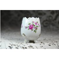 Vintage Blumenei Vase Hergestellt in Japan Keramik Footed Planter von 407LSTREET