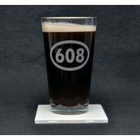 Milwaukee, Wi Telefon-Ortscode 608- Geätztes Bier-Pint-Glas - Made in Usa Midwest Drinking Ware von 4TheAdventure