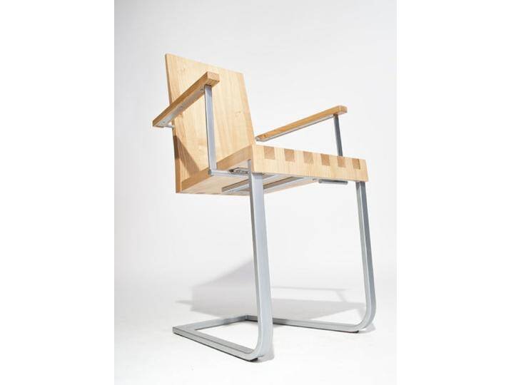 Design Stuhl 'Sitwell Breezy' I aus Kirschholz lackiert B 41 x T 47 x H 91 cm Handwerk aus Südtirol von 4betterdays