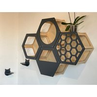 Set Sechseckiges Katzenregal Inklusive Stufen, Katzenmöbel, Katzenhaus, Katzen Hexagon Möbel, Katzenbett Aus Holz, Bestes Geschenk Für Ihre Katze von 4pawsshopDesign