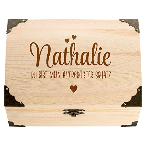 4youDesign Schatztruhe mit Gravur – Du bist mein allergrößter Schatz – personalisiert mit Namen – Erinnerungsbox – Geburtstag, Weihnachten, Verlobung von 4youDesign