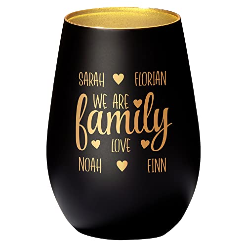 4you Design Windlicht We Are Family mit individueller Gravur Eltern, Geburtstaggeschenk für Mama, Papa, Oma und Opa - Geschenkidee für Familien - Schwarz- Schrift in Gold von 4youDesign