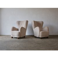 Ein Paar Sessel Mit Hoher Rückenlehne, Gepolstert in Reiner Alpakawolle von 506070