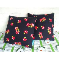 Fliegen Agaric/Kissenbezug 70Er Jahre Vintage Stoff 16 "x 16" | 40x40cm Handgefertigt in Amsterdam Fliegen Agaric/Kissenbezug 70Er Jahre Vintage Stoff 16 "x 16" | 40x40cm Handgefertigt in Amsterdam von 70sVintageFabric