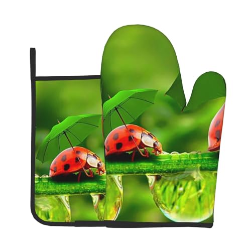 Lustiger Marienkäfer mit Regenschirmen, bedruckte Ofenhandschuhe und Topflappen, hitzebeständig, wasserdicht, zum Backen, Kochen, Grillen, 2 Stück von AAPIKA