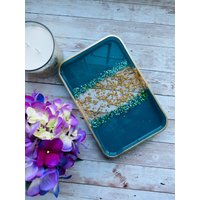 Wunderschönes Resin Tablett in Petrol Mit Glitzer Und Blattgold von AArtsByAisha