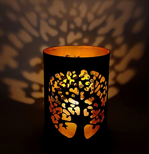 Handgefertigter Schatten Votiv Teelicht Kerzenhalter Metall Motiv Baum des Lebens Weltenbaum Yggdrasil Spiritualität Mythologie Dekoration Geschenk Hochzeit Diwali Handgefertigter Schatten Votiv Teelicht Kerzenhalter Metall Motiv Baum des Lebens Weltenbaum Yggdrasil Spiritualität Mythologie Dekoration Geschenk Hochzeit Diwali von AB India Crafts