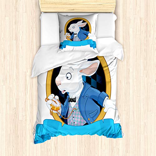 ABAKUHAUS Alice im Wunderland Bettbezug Set, Hase, Milbensicher Allergiker geeignet mit Kissenbezügen, 135 cm x 200 cm - 80 x 80 cm, Blau Weiß Erde Gelb von ABAKUHAUS