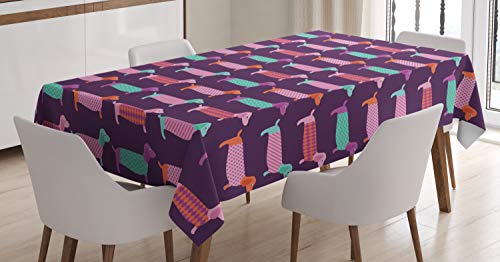 ABAKUHAUS Dackel Tischdecke, Sechziger-Art-Welpe, Inn und Outdoor Bereich geeignet Waschbar Druck Klare Farben Kein Verblassen, 140 x 200 cm, Türkis Lila von ABAKUHAUS