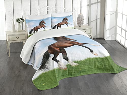 ABAKUHAUS Natur Tagesdecke Set, Pferd Pacing auf Gras, Set mit Kissenbezügen Waschbar, für Einselbetten 170 x 220 cm, Grün Braun von ABAKUHAUS