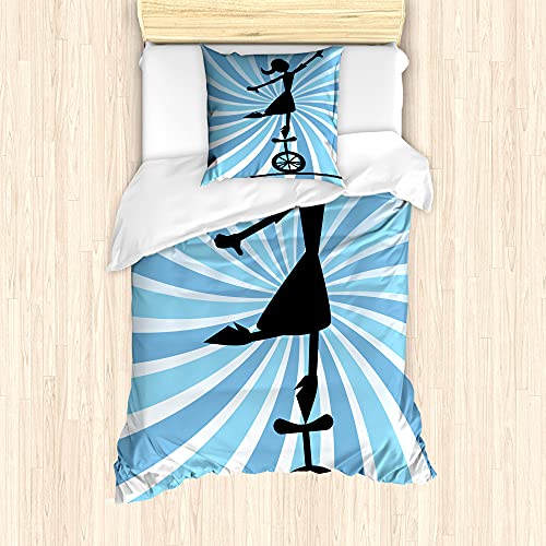 ABAKUHAUS Zirkus Bettbezug Set für Einzelbetten, Lady Balancing auf einem Einrad, Milbensicher Allergiker geeignet mit Kissenbezug, 135 cm x 200 cm - 80 x 80 cm, Charcoal Grau Weiß Blau von ABAKUHAUS