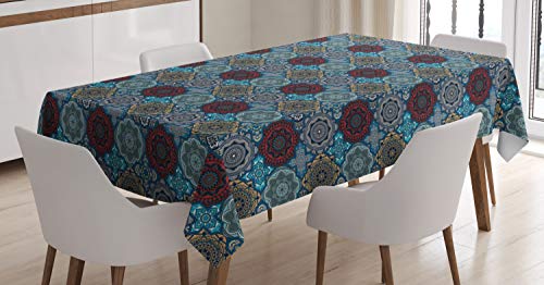 ABAKUHAUS marokkanisch Tischdecke, Retro Ottoman, Inn und Outdoor Bereich geeignet Waschbar Druck Klare Farben Kein Verblassen, 140 x 200 cm, Sandbraun Blau Rubin von ABAKUHAUS