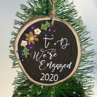 Rustikale Holzscheibe, Verlobungsschmuck Handbemaltes Blumengeschenk von ABStudio62