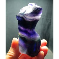 Natürlicher Regenbogen Fluorit Handgeschnitzte Schönheit Venus Dekoration/Getrommeltes Tigerauge Energiestein Meditation Chakra Geschenk Für Sie von ACagatecrystal