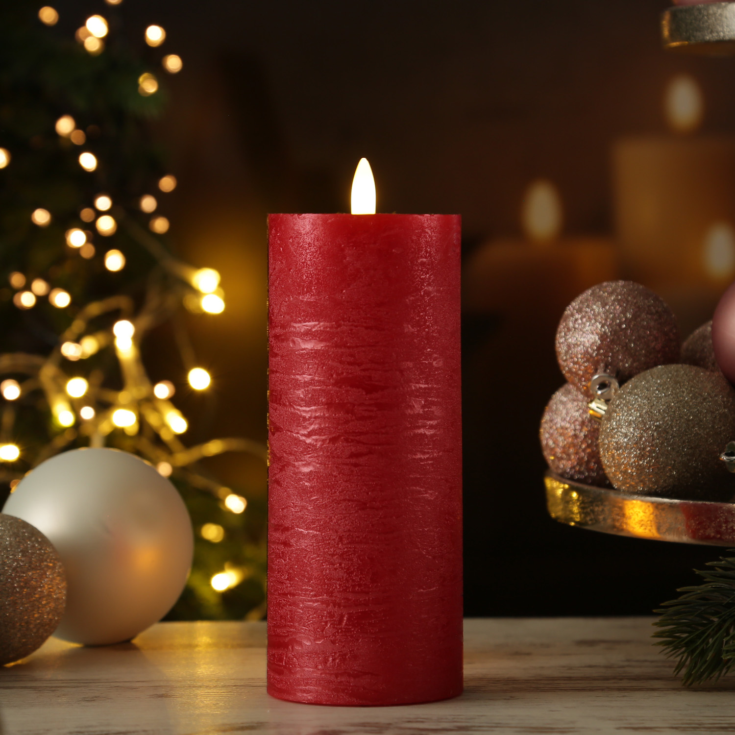 LED Kerze LINA - Rustik-Optik - Echtwachs - 3D Flamme - H: 20cm - D: 7cm - Batterie - Timer - rot LED Kerze LINA - Rustik-Optik - Echtwachs - 3D Flamme - H: 20cm - D: 7cm - Batterie - Timer - rot von ADILINA