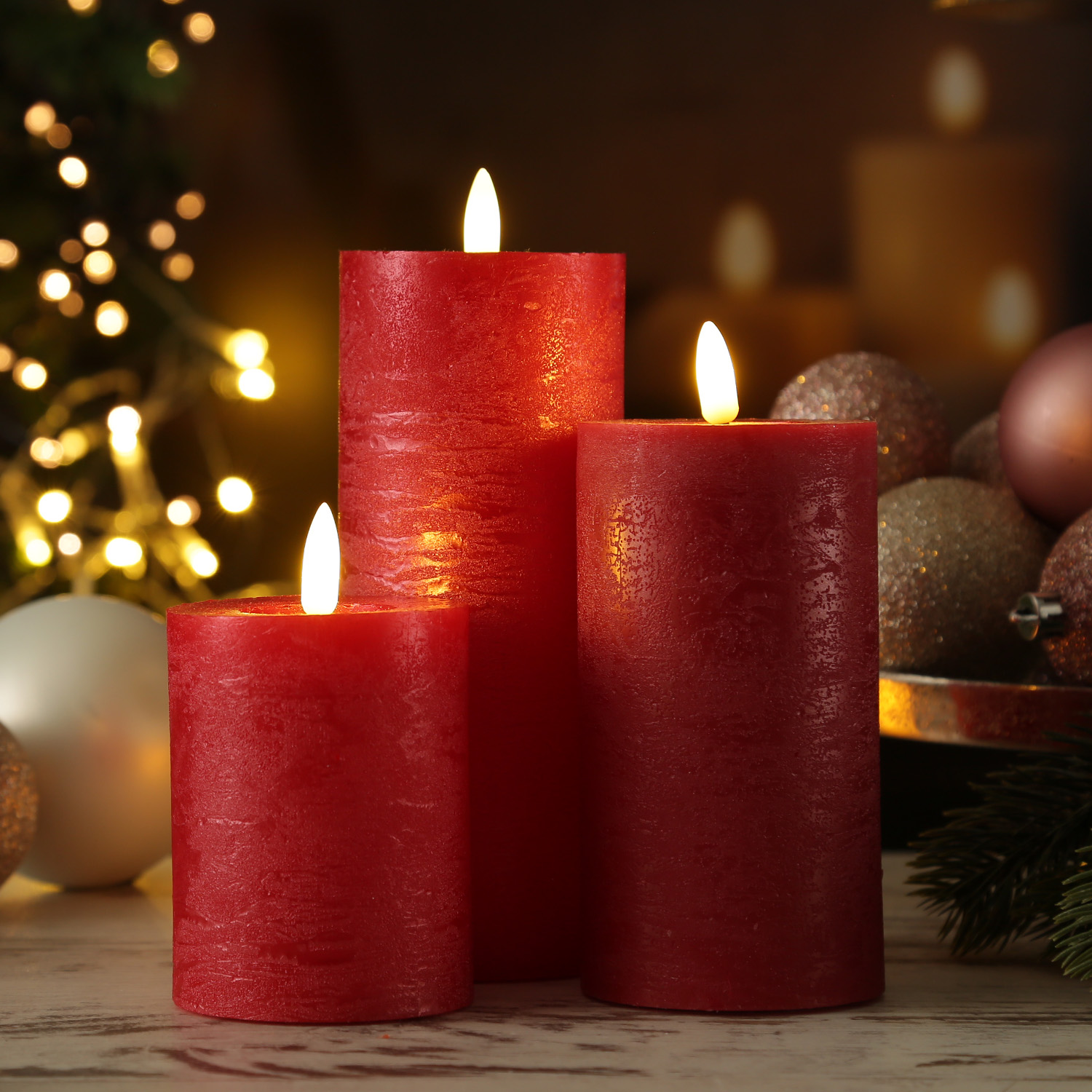 LED Kerzenset LINA - Rustik-Optik - Echtwachs - 3 Größen - D: 7cm - Timer - rot - 3er Set LED Kerzenset LINA - Rustik-Optik - Echtwachs - 3 Größen - D: 7cm - Timer - rot - 3er Set von ADILINA