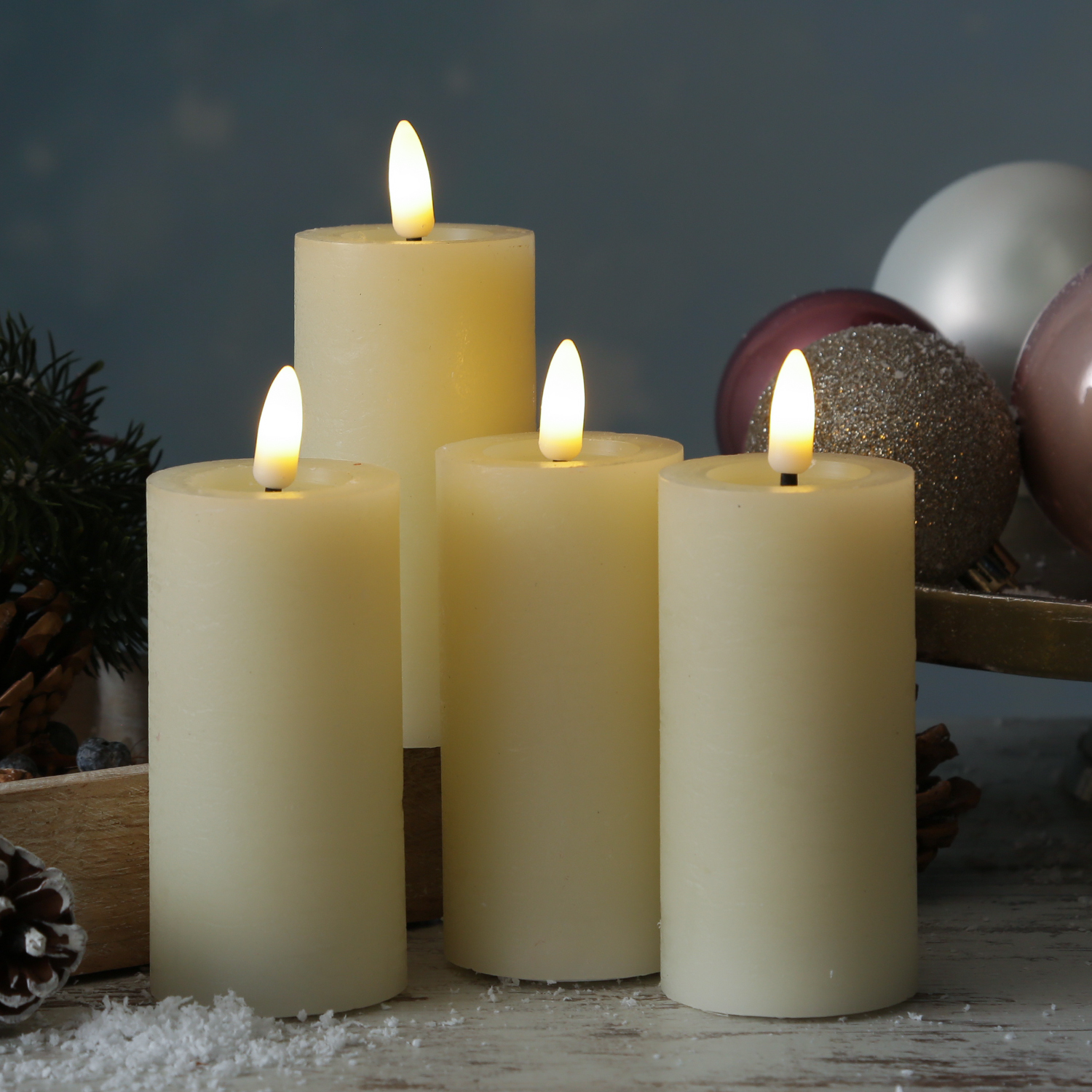 LED Kerzenset LINA - Rustik-Optik - Echtwachs - H: 12,5cm - D: 5cm - Timer - creme - 4er Set LED Kerzenset LINA - Rustik-Optik - Echtwachs - H: 12,5cm - D: 5cm - Timer - creme - 4er Set von ADILINA