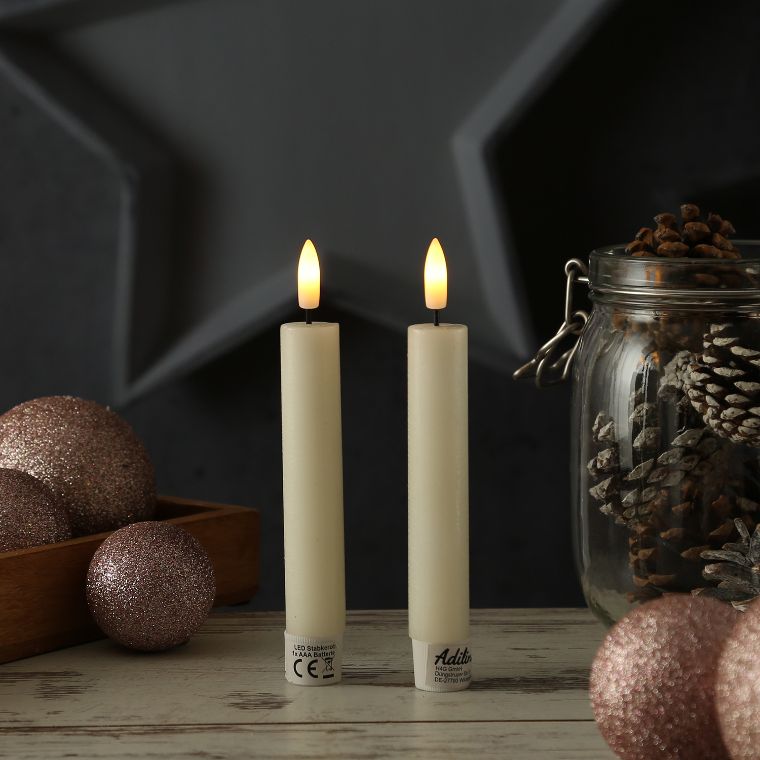 LED Stabkerzen LINA - Rustik-Optik - Echtwachs - 3D Flamme - H: 16cm - Timer - creme - 2er Set LED Stabkerzen LINA - Rustik-Optik - Echtwachs - 3D Flamme - H: 16cm - Timer - creme - 2er Set von ADILINA