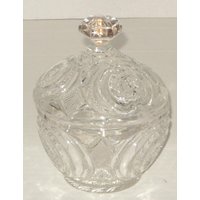 Verzierte Geschliffene Glas Gold Getrimmt Zuckerdose Mit Deckel 6 Zoll Vintage Gläser Geschirr Servieren Verzierte Geschliffene Glas Gold Getrimmt Zuckerdose Mit Deckel 6 Zoll Vintage Gläser Geschirr Servieren von ADKUpcycle