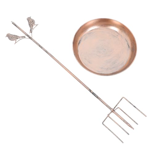 ADOCARN Vogeltränke und Futterschale aus Robustem Metall mit Bodenstab Vintage Garten Dekoration für Wildvögel Wetterfestes Vogelbad und Futterstation für Terrasse und Rasen ADOCARN Vogeltränke und Futterschale aus Robustem Metall mit Bodenstab Vintage Garten Dekoration für Wildvögel Wetterfestes Vogelbad und Futterstation für Terrasse und Rasen von ADOCARN