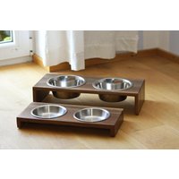 Personalisierter Walnuss-Hundenapfständer - Erhöhte Futterstation Mit 2 Edelstahlnäpfen, Waterfall-Kanten-Design, Größen Für Hunde & Katzen Personalisierter Walnuss-Hundenapfständer - Erhöhte Futterstation Mit 2 Edelstahlnäpfen, Waterfall-Kanten-Design, Größen Für Hunde & Katzen von ADlasertech