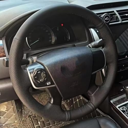 AEIOUPMMA Auto Lenkradbezug Hand für Toyota Camry 2012 2013 2014 2015 von AEIOUPMMA