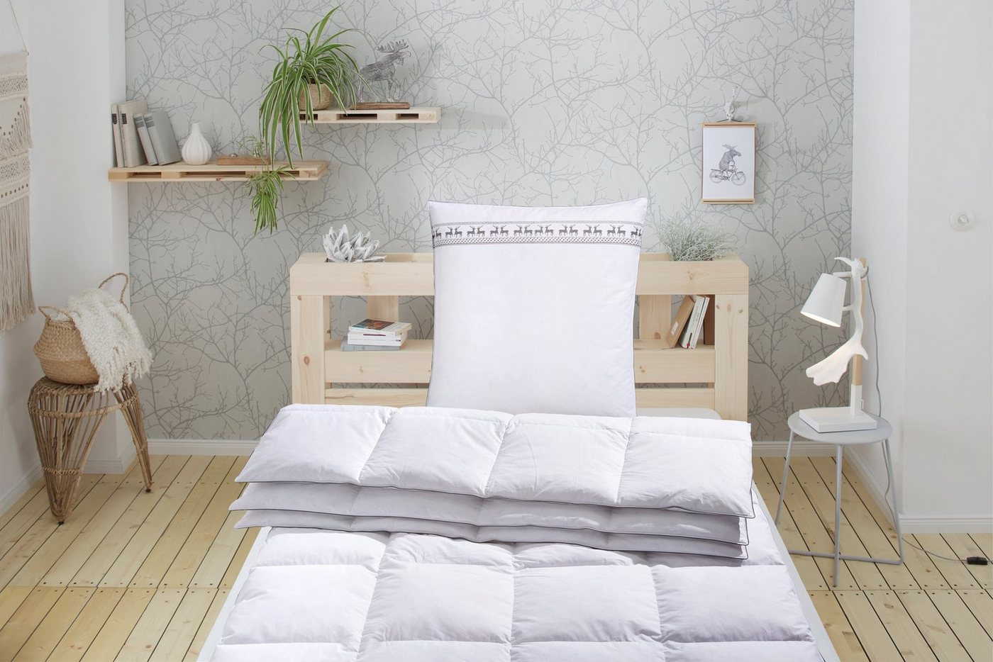 Älgdröm Federbettdecke Forsakar, Bettdecke 135x200 cm, 155x220 cm und weitere Größen, Füllung: 100% Federn, Bezug: Baumwolle, Bettdecken, Sommer, Winter, Decke, Made in Germany, hautfreundlich von Älgdröm