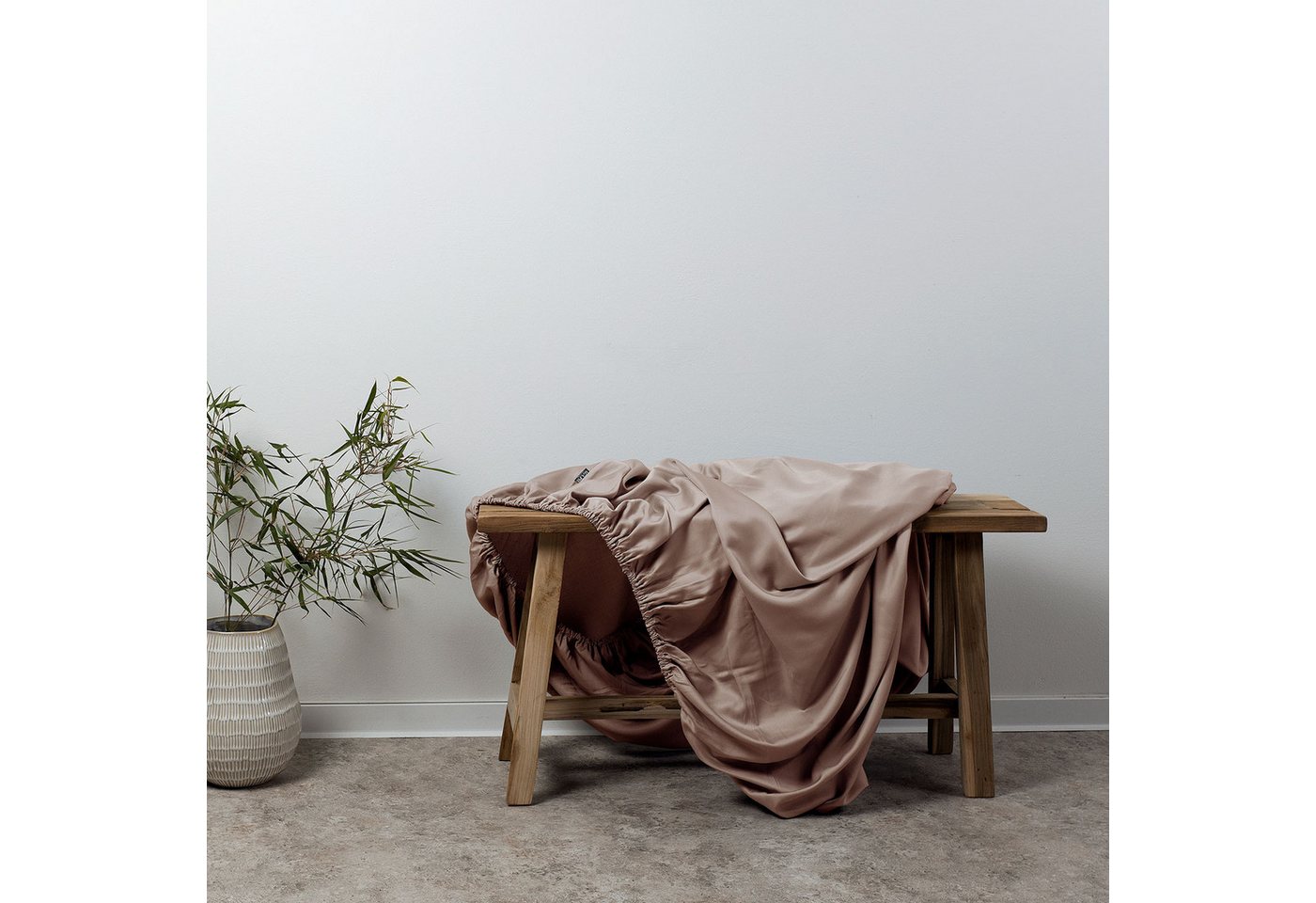 AGA.PIE Spannbettlaken Bambus Lyocell Spannbettlaken, Gummizug: rundum, 15 - 35 cm Steghöhe, für Allergiker geeignet, OEKO-TEX zertifiziert AGA.PIE Spannbettlaken Bambus Lyocell Spannbettlaken, Gummizug: rundum, 15 - 35 cm Steghöhe, für Allergiker geeignet, OEKO-TEX zertifiziert von AGA.PIE