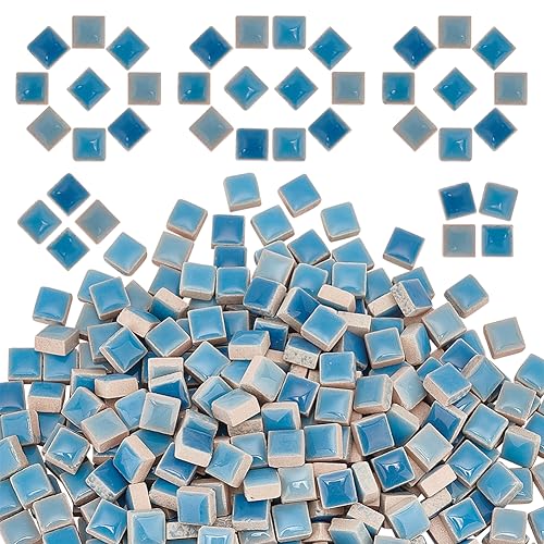 AHANDMAKER 324 Stück Mosaikfliesen, Quadratische Keramik-Mosaikstücke, Gebeizte Mosaikglasstücke, Mini-Keramikfliesen, Kunstzubehör Für Bastelarbeiten, Badezimmer, Küche, Heimdekoration, Stahlblau von AHANDMAKER