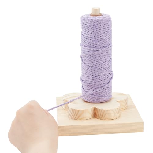 AHANDMAKER Garnhalter Aus Holz, Holzgarnhalter Mit Drehmechanismus, Blumenmuster, Garnspule Und Fadenhalter, Klassischer Garnspinner Aus Holz, Bastelbedarf Zum Häkeln Und Stricken von AHANDMAKER