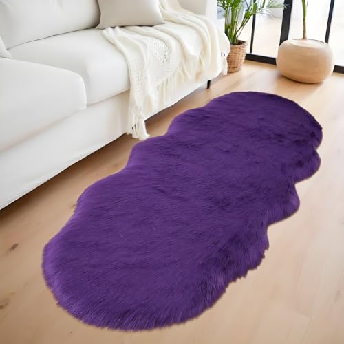 AIMECO kunstfell Teppich Faux Lammfell Schaffell Teppich Flauschiger Haarig Wohnzimmer Deko Weicher Fell Carpet für Stühle Sofa Schlafzimmer Kinderzimmer. Violett 60 x 160 cm von AIMECO