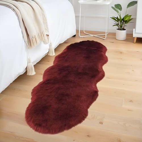 AIMECO kunstfell Teppich Faux Lammfell Schaffell Teppich Flauschiger Haarig Wohnzimmer Deko Weicher Fell Carpet für Stühle Sofa Schlafzimmer Kinderzimmer. Weinrot 60 x 140 cm von AIMECO