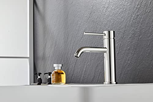 AIYA Bath Design Badarmatur aus Edelstahl | Poliert | Zeitloses und modernes Design aus Dänemark | Einhebelmischer fürs Bad | Waschtischarmatur | Hohe Qualität und Haltbarkeit von AIYA Bath