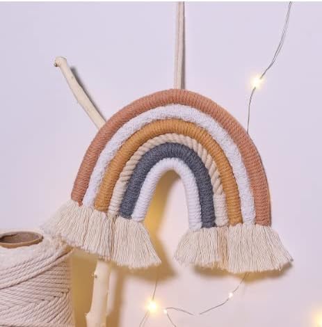 AIYONG Regenbogen Wandbehang Kinderzimmer Handgewebte Makramee Regenbogen Wanddeko mit Ball Boho für Kinderschlafsaal Deko Bohomian babyzimmer, Kindergeburtstag Deko, Deko Schlafzimmer AIYONG Regenbogen Wandbehang Kinderzimmer Handgewebte Makramee Regenbogen Wanddeko mit Ball Boho für Kinderschlafsaal Deko Bohomian babyzimmer, Kindergeburtstag Deko, Deko Schlafzimmer von AIYONG