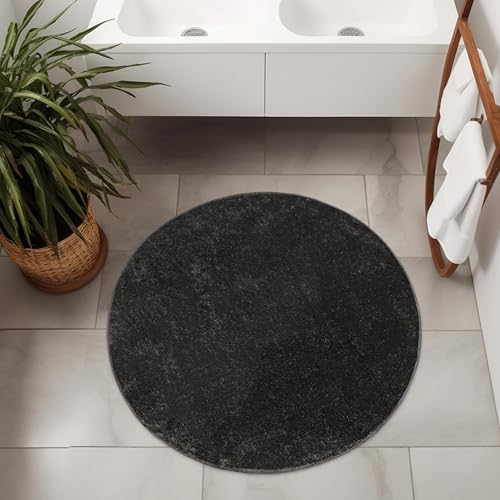 AKCILA Malmo Schwarz Teppich mit Glanz Runden 140 cm Shaggy Badematten & Badteppiche Badezimmerteppich Bad Vorleger waschbar rutschfest Bathroom Rug dusche Teppich Badmatten Schlafzimmerteppich AKCILA Malmo Schwarz Teppich mit Glanz Runden 140 cm Shaggy Badematten & Badteppiche Badezimmerteppich Bad Vorleger waschbar rutschfest Bathroom Rug dusche Teppich Badmatten Schlafzimmerteppich von AKCILA