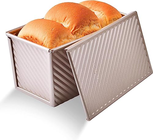 AKOLAFE Brotbackform mit Deckel Roubste Toastbrot Backform Kohlenstoffstahl Kastenform Gusseisen 450g Roesegold Brotbackformen Rechteckig Pullman Brotdose für Toast, Sandwich, Kuchen（20 x 12 x 11cm） von AKOLAFE