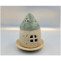 Keramikhaus Zum Aufhängen, Handgetöpfert, Insektenhotel Oder Deko, Ca. 13 cm Hoch, Unikat Für Garten Fenster von AKreativschmiede