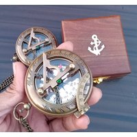 Personalisierte Sonnenuhr Kompass, Jubiläumsgeschenk, Abschlussgeschenk, Vatertagsgeschenk, Valentinstagsgeschenk von ALHAMZAINSTRUMENTS