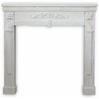 sweeek - Kaminmantel mit gekalkter Holzoptik von SWEEEK